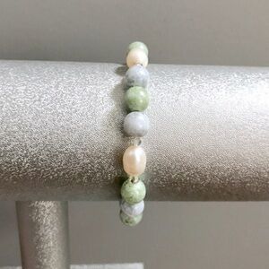 Cultured pearl, crystal, & stone bracelet